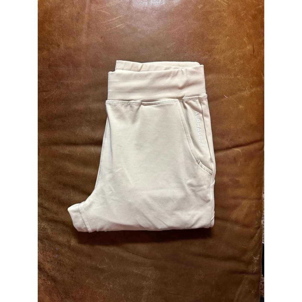 Alphalete premium joggers